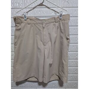 Under Armour Men's Khaki Tan Solid Polyester Mid-Rise Shorts Size 34